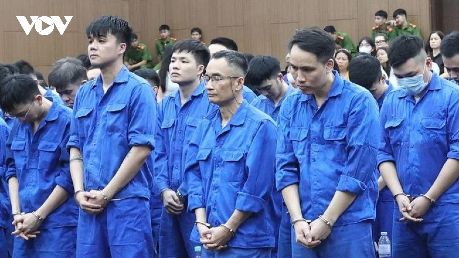 Cầm đầu nhóm đòi nợ bằng ghép ảnh khoả thân nhận mức án 12 năm 6 tháng tù